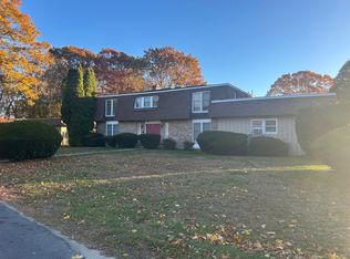 46 Fairway Dr #2, Tiverton, RI 02878