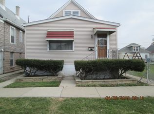 7528 W 61st Pl, Summit, IL 60501