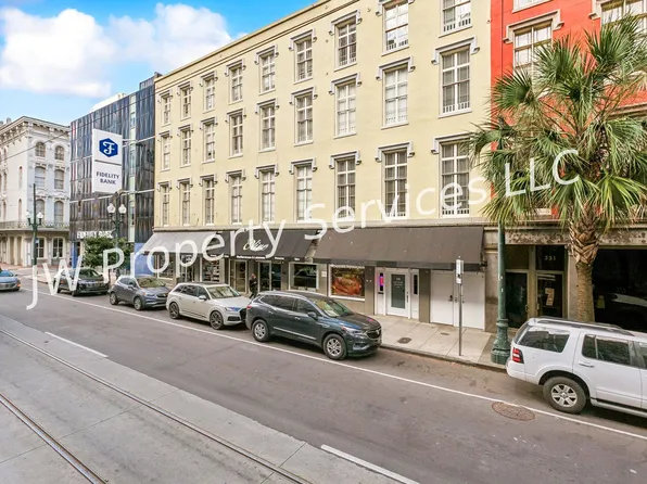 339 Carondelet St APT 4F, New Orleans, LA 70130