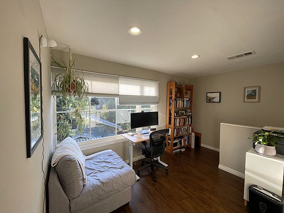 2nd floor landing home office