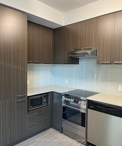310 Tweedsmuir Ave #320 — Photo 10