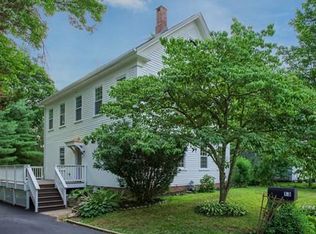 13 Cross St, Pepperell, MA 01463