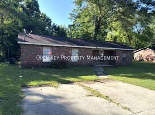 409 Virginia Dr, Dothan, AL 36301