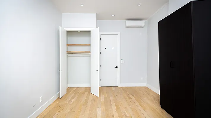 Rented by Nooklyn NYC LLC | media 15