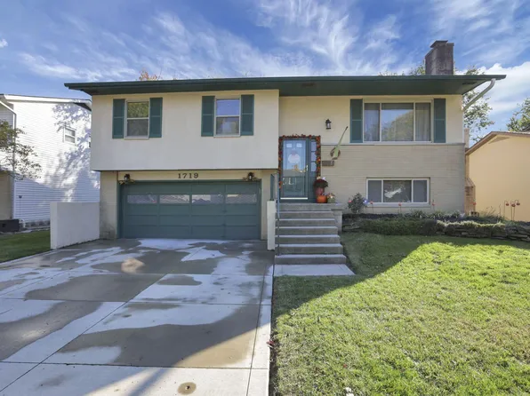 1719 Rocky Pine Loop N, Columbus, OH 43229