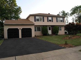 26 Staghorn Dr, North Brunswick, NJ 08902
