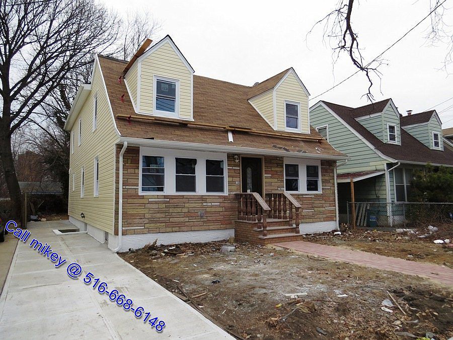 1st image of 134 11 161st St