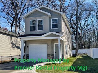 1712 15th Street Pl NE, Hickory, NC 28601