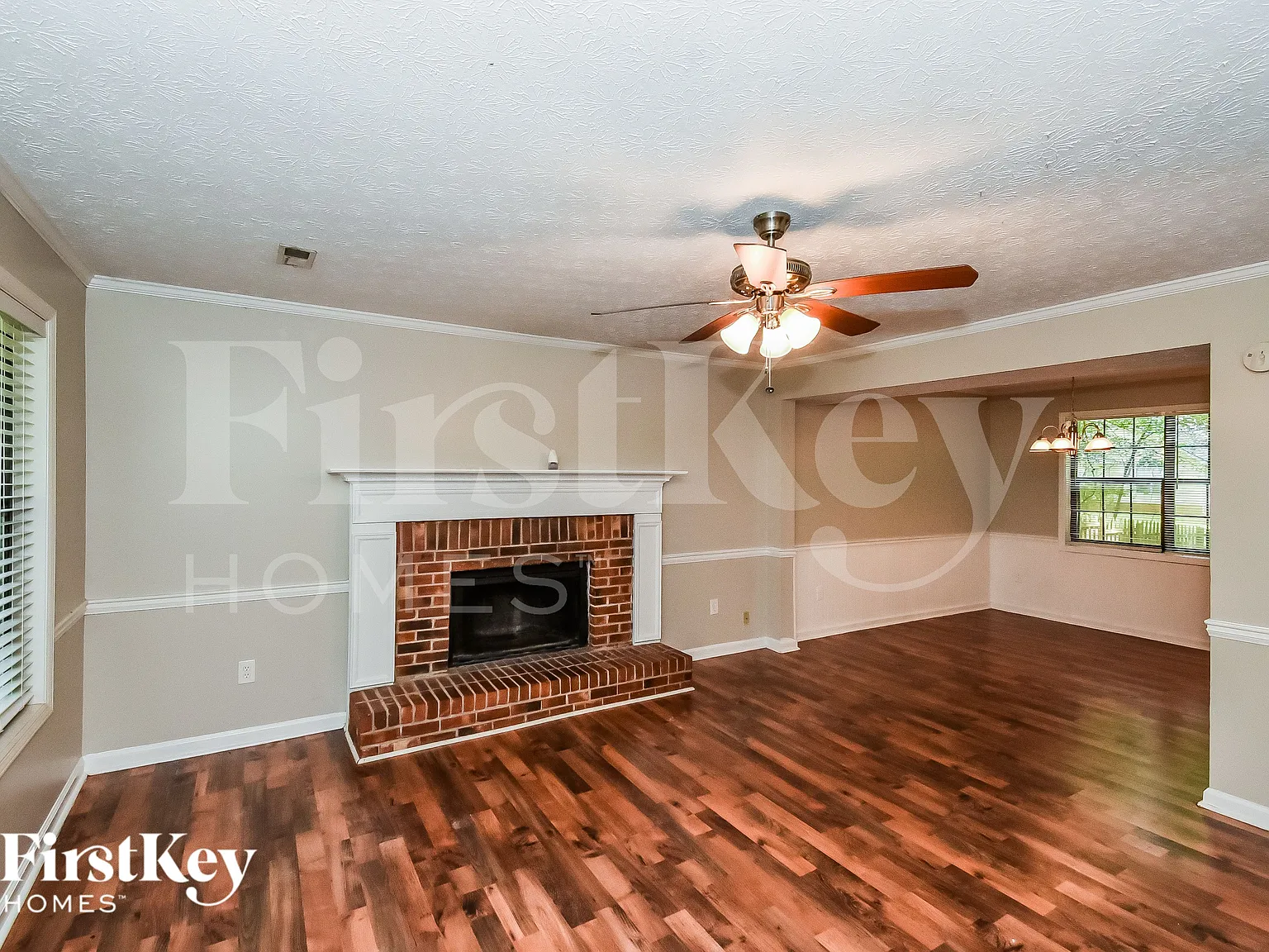 4 bed, 2.5 bath, 1732 sqft, $1,895 — Photo 4
