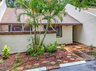 1571 NW 96th Way, Pembroke Pines, FL 33024