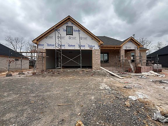 4th image of 742 Grand Valley Loop