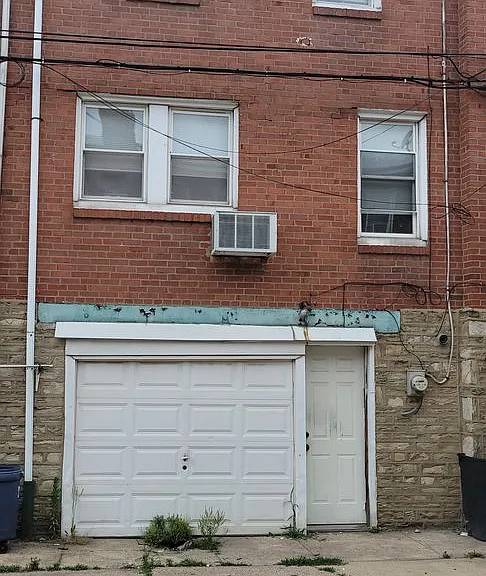 6747 Souder St — Photo 1