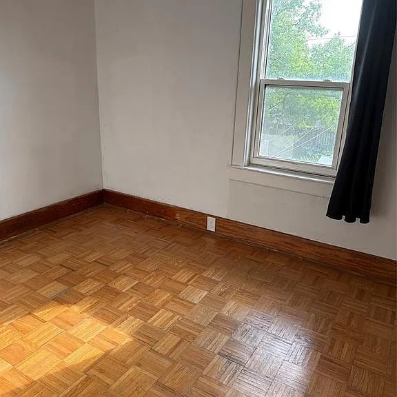 1180 Albert Rd — Photo 23