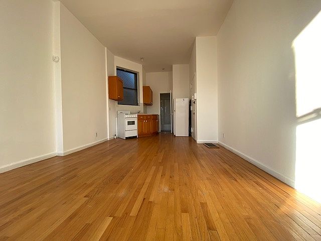 2nd image of 328 E 15th St APT 24