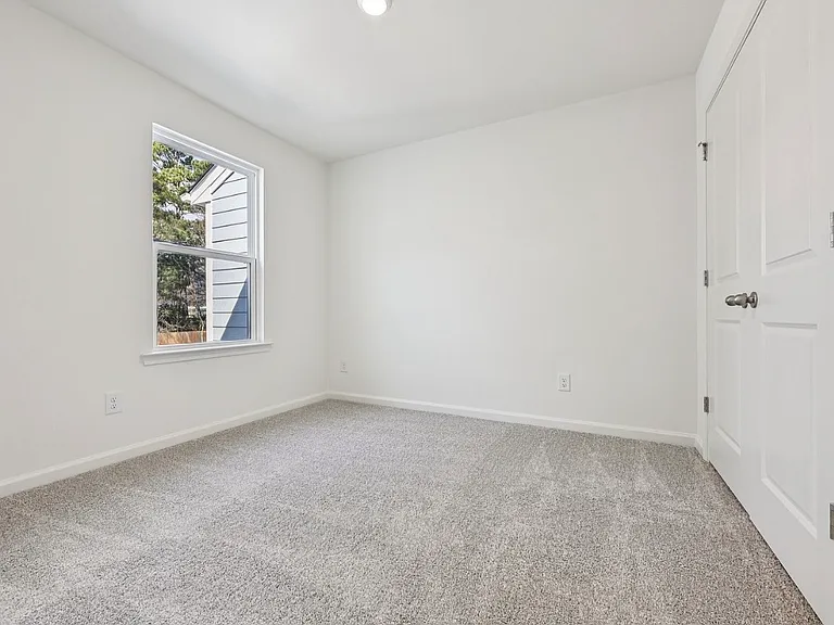 212 Parker Ln — Photo 20