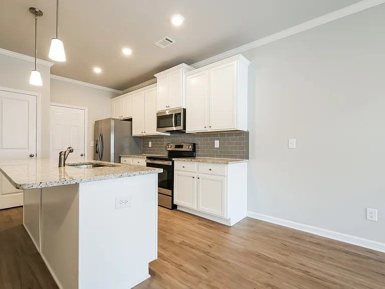 5350 Fox Den Rd — Photo 6