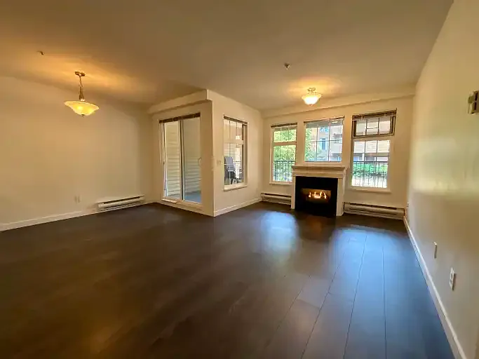 5518 14th Ave #202 — Photo 1