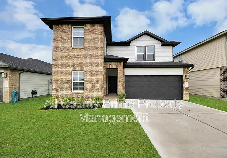 31303 Heddington Ln — Photo 1