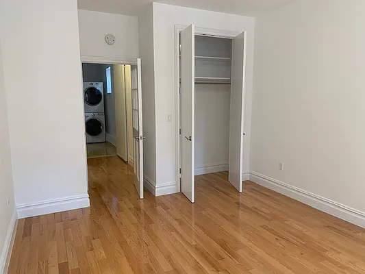 Rented by CitySites Real Estate Group | media 27