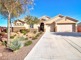 8214 Dutch Harbor Cir, Las Vegas, NV 89113