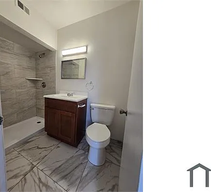 960 E University Dr #F — Photo 8