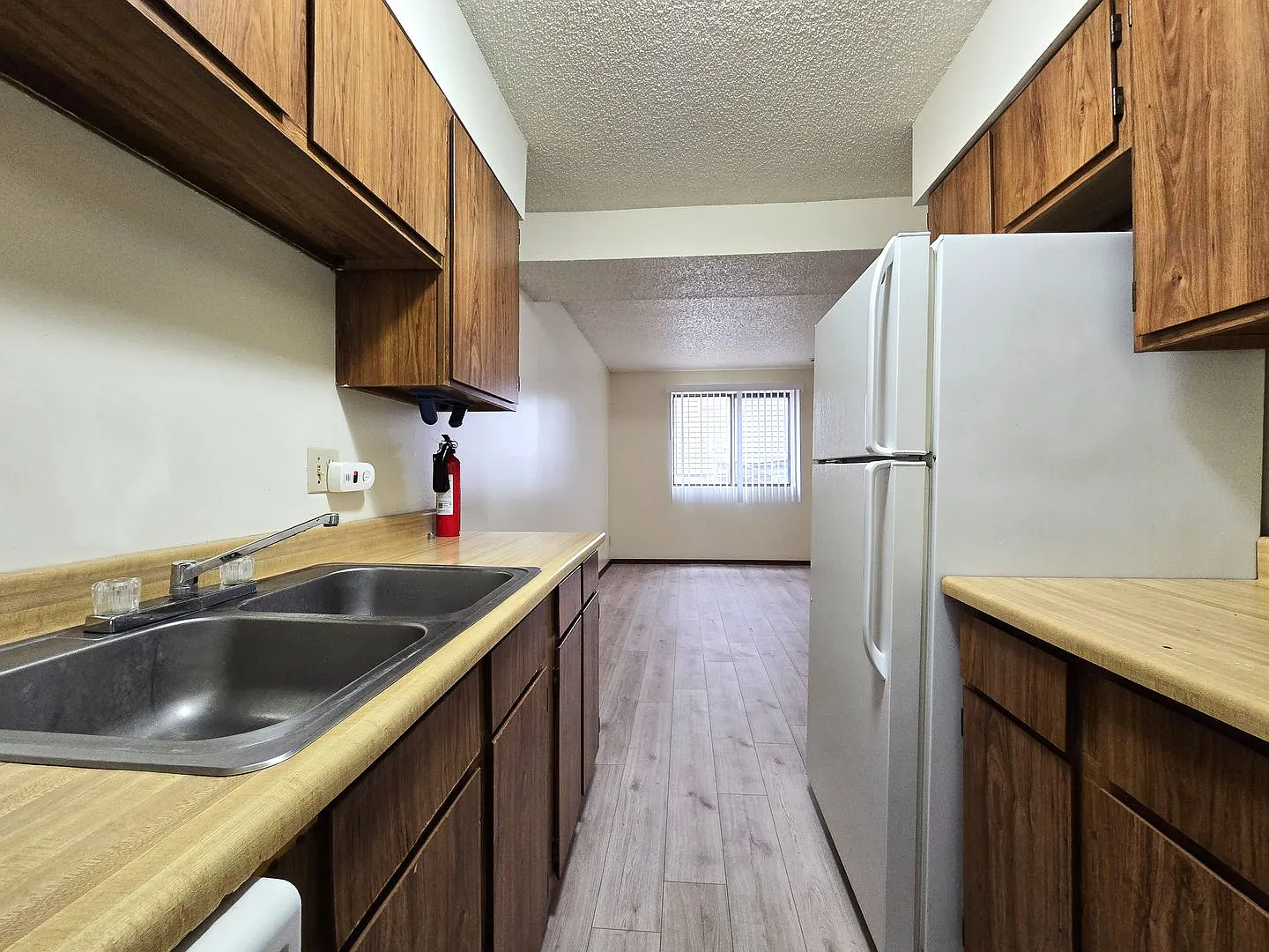 1016 G Street Apartments — Photo 3