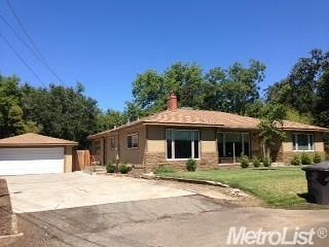 2nd image of 7691 Sycamore Dr