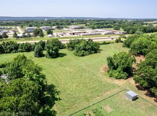 S Chestnut St, Sallisaw, OK 74955