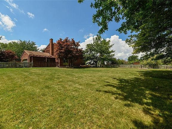 3rd image of 17801 W 130th St