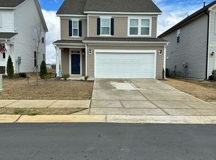 24 Blackthorn Ln, Angier, NC 27501