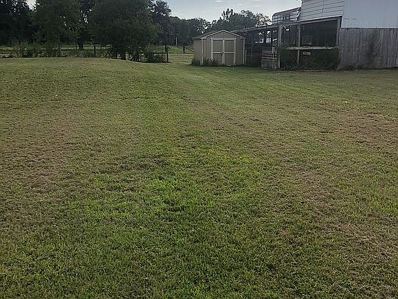 4th image of 20050 County Road 121