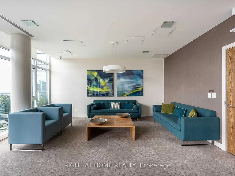 260 Sackville St #510 — Photo 28