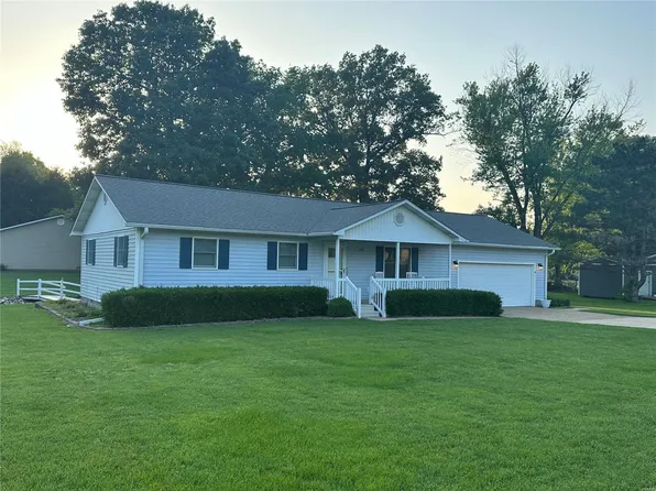 728 Forrest St, Dexter, MO 63841