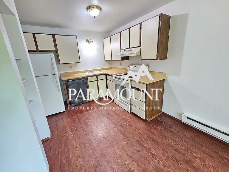 575 6th Ave #3 — Photo 3