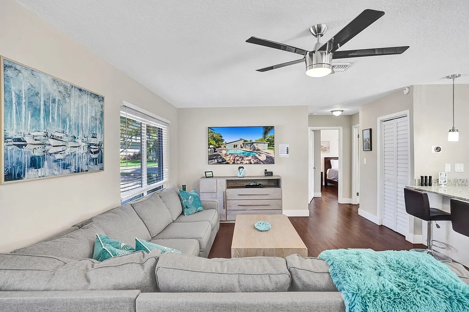 4 bed, 3.0 bath, 1862 sqft, $8,478 — Photo 3