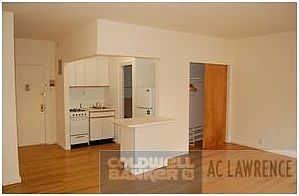 4th image of 953 1st Ave