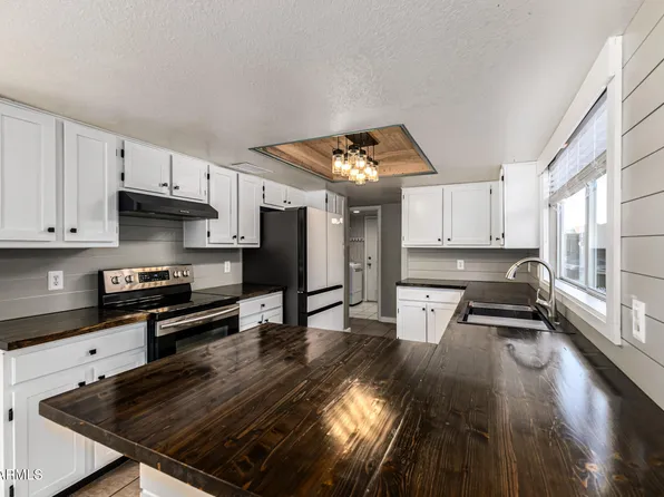 20807 N 3RD Avenue, Phoenix, AZ 85027