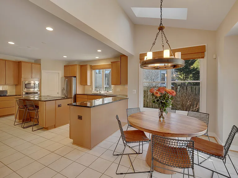 5922 Chesterbrook Rd — Photo 34