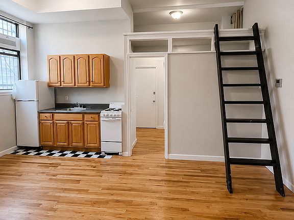 4th image of 195 Stanton St APT S2