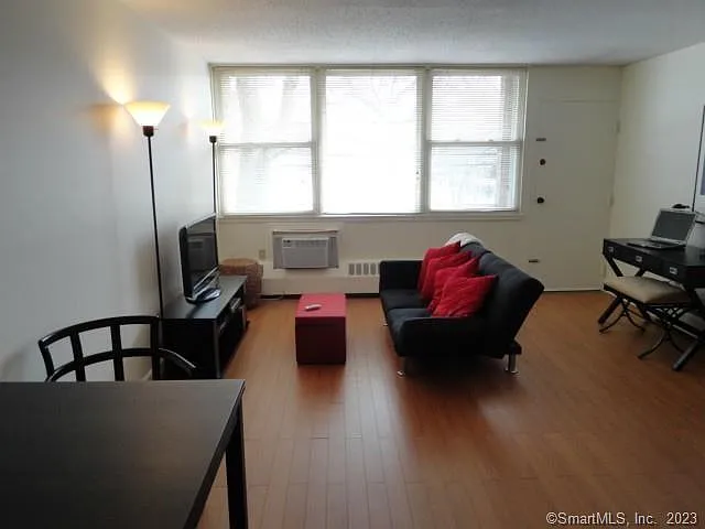 25 Ellsworth St #13 — Photo 11