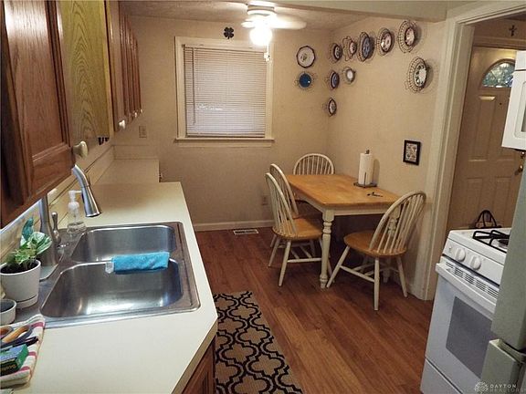 5th image of 1249 Elmdale Dr