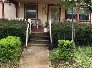 22938 Shady Forest Dr, Elmendorf, TX 78112