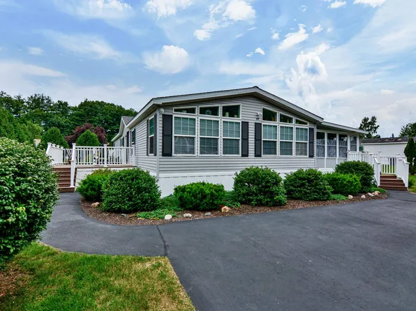 49 Constitution Way #49, Dover, NH 03820