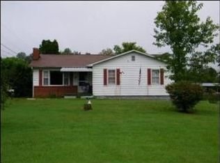 209 Chilhowee View Rd, Maryville, TN 37803