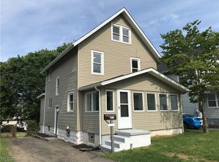 2076 17th St SW, Akron, OH 44314