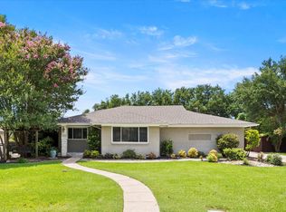 1015 Majors Dr, Mesquite, TX 75149