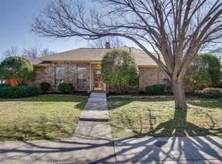 2504 Silverthorne Dr, Dallas, TX 75287