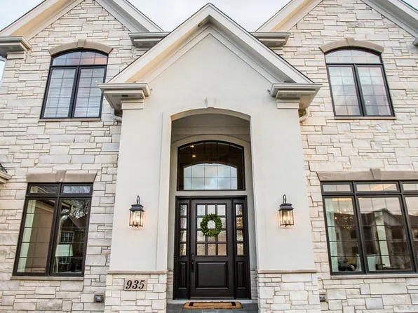 840 W Dorchester St, Palatine, IL 60067