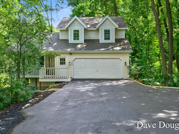 7566 30th St SE, Ada, MI 49301
