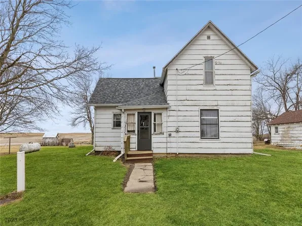 13420 NE 110th Ct, Maxwell, IA 50161